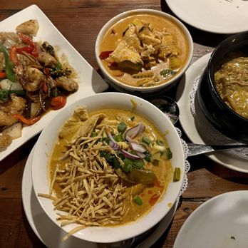 11th Tiger - Bomb Bay, Pumpkin Curry, Khao Soi, Claypot Tumeric Chicken Rice - Thai Near Me - Danville, California