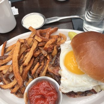 Hecks - Breakfast & Brunch Near Me - Cleveland, Ohio Hecks - Breakfast & Brunch Near Me - Cleveland, Ohio