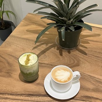 A’More Caffe - Iced Matcha Einspanner and Latte - Coffee & Tea Near Me - New York, New York