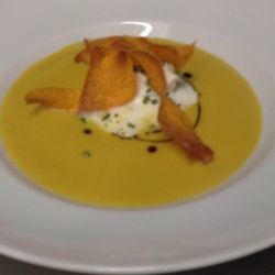Zur Schmiede - Saisonale Gerichte Kürbissuppe