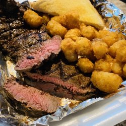 Two R Bar & Grill - Sirloin medium rare