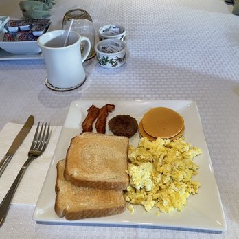 Nesselrod on the New - Homemade Breakfast - Bed & Breakfast Near Me - Radford, Virginia