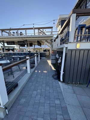 Islander 71 Fish House and Raw Bar by null