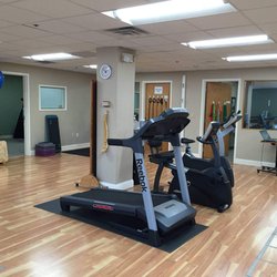 Bay State Physical Therapy - Davis Square - Bay State Physical Therapy - Davis Square treatment space