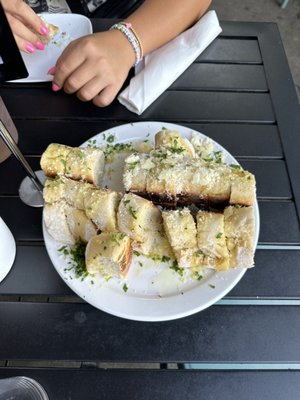 Tarasque Cucina by null