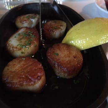 Maple & Ash - Scallops - Steakhouses Near Me - Chicago, Illinois Maple & Ash - Scallops - Steakhouses Near Me - Chicago, Illinois