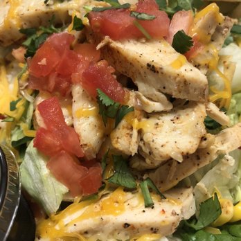 Chili's Grill & Bar - Santa Fe Chicken Salad - Tex-Mex Near Me - Honolulu, Hawaii Chili's Grill & Bar - Santa Fe Chicken Salad - Tex-Mex Near Me - Honolulu, Hawaii