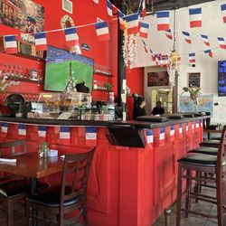 Very French feel inside