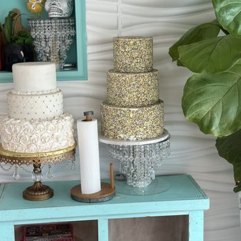 Nina's Fresh Bakery - Custom cakes - Bakeries Near Me - Jupiter, Florida