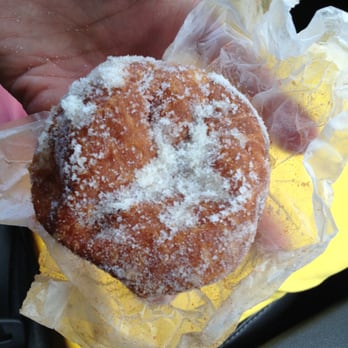 Leonard's Bakery - Original Malasada - $1 - Bakeries Near Me - Honolulu, Hawaii