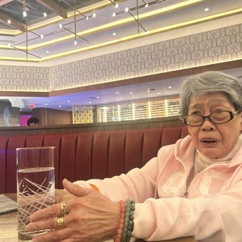 Gordon Ramsay Hell’s Kitchen - Mom - Bars Near Me - Mashantucket, Connecticut Gordon Ramsay Hell’s Kitchen - Mom - Bars Near Me - Mashantucket, Connecticut