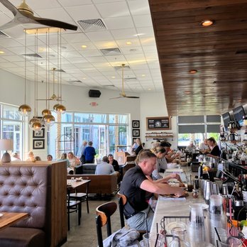 Lynoras Palm Beach Gardens: Delight in Authentic Italian Cuisine