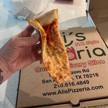 Ali's Pizzaria - Cheese slice - Pizza Near Me - San Antonio, Texas