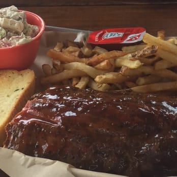 The Pig & Pint - We split the 1/2 rack with potato salad for me and french fries for daughter. Food was delicious! - Barbeque Near Me - Jackson, Mississippi The Pig & Pint - We split the 1/2 rack with potato salad for me and french fries for daughter. Food was delicious! - Barbeque Near Me - Jackson, Mississippi