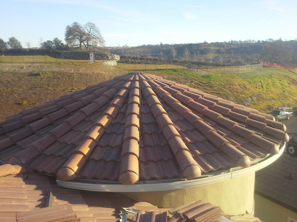 Slide of North Valley Roofing