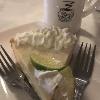 Tautog's Restaurant - Seafood Near Me - Virginia Beach, Virginia