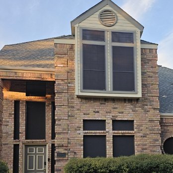 Screenmobile - Front/South Side of house.  Note round "porthole" on the right. - Shades & Blinds Near Me - Richardson, Texas