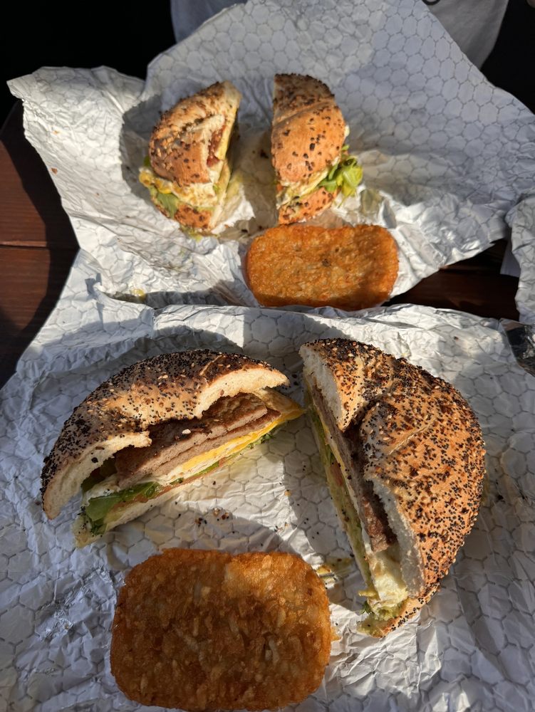 BAGEL AND COMPANY Updated April 2024 98 Photos & 66 Reviews 21 SW