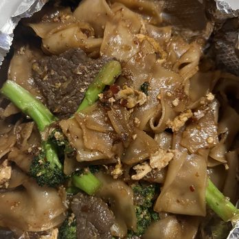 Aroy Thai Kitchen - Thai Near Me - Las Vegas, Nevada