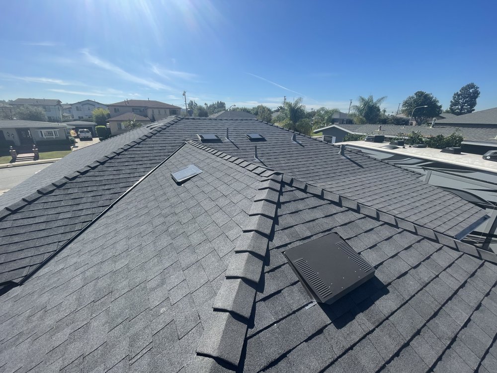 Slide of Estrada Roofs