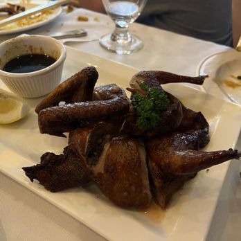 太平館餐廳 - Pigeon - Chinese Near Me - Hong Kong, HK