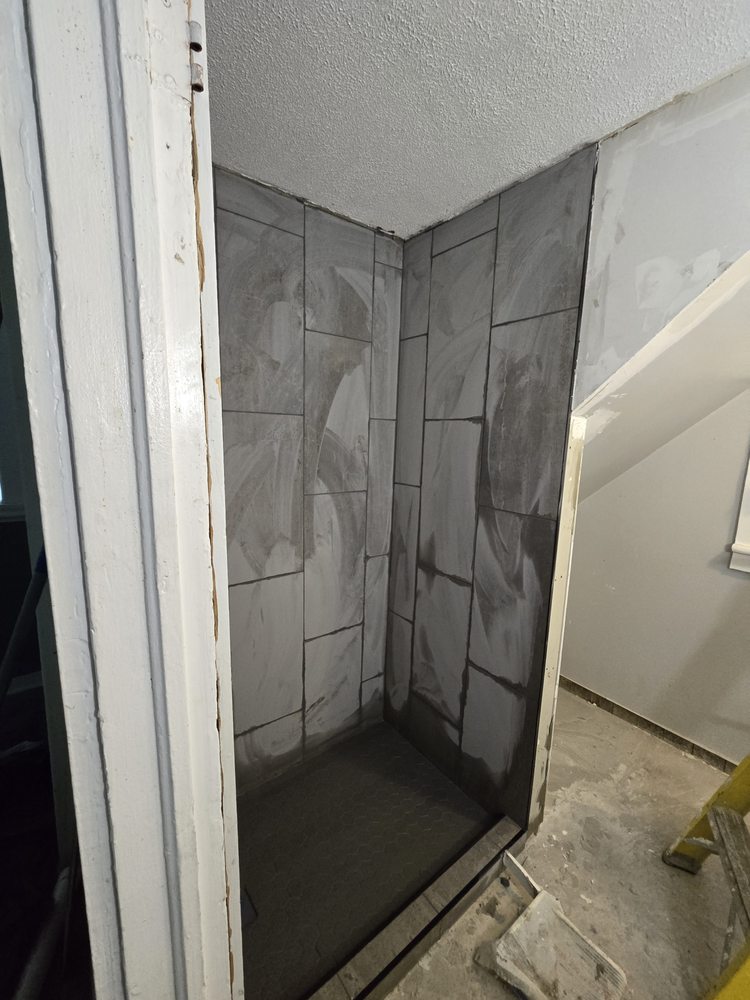 Slide of Vargas Home Construction