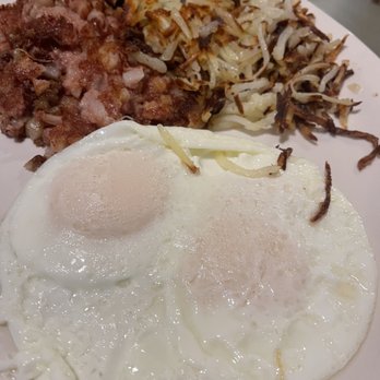Allen Cafe - Corn Beef Hash and Eggs - Breakfast & Brunch Near Me - Allen, Texas