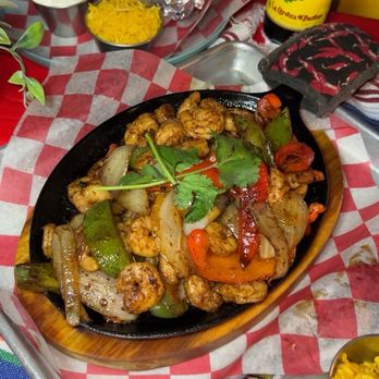 Taco Beach Shack - Shrimp fajitas - Bars Near Me - Hollywood, Florida