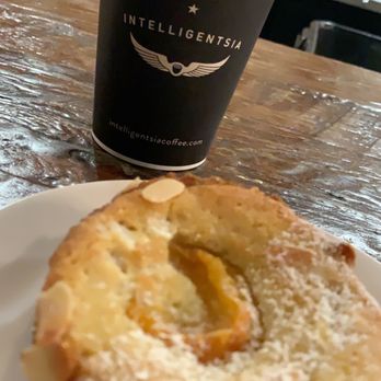 Intelligentsia Coffee - Avena latte and apricot pastry - Coffee & Tea Near Me - Pasadena, California