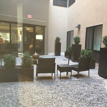Courtyard Reno Downtown/Riverfront - Small courtyard for peace and quiet - Hotels Near Me - Reno, Nevada Courtyard Reno Downtown/Riverfront - Small courtyard for peace and quiet - Hotels Near Me - Reno, Nevada