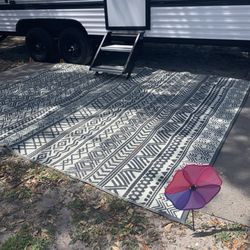 Taylor Oaks RV Park - Convenient concrete slabs next to each site and picnic tables as well