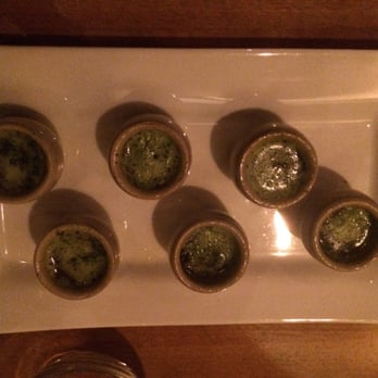 Au Bourguignon du Marais - 6 Escargots included in the appetizer dish - French Near Me - Paris, 75 Au Bourguignon du Marais - 6 Escargots included in the appetizer dish - French Near Me - Paris, 75