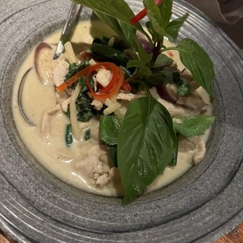 Lemongrass Brooklyn - Green Curry with Chicken - Thai Near Me - Brooklyn, New York Lemongrass Brooklyn - Green Curry with Chicken - Thai Near Me - Brooklyn, New York