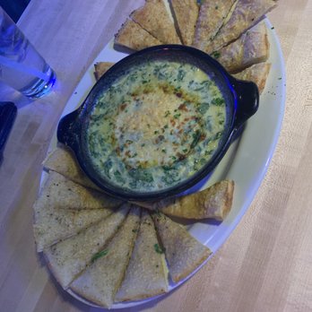 Boston's Restaurant & Sports Bar - Spinach & Artichoke Dip - Pizza Near Me - Irving, Texas