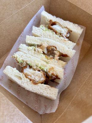 NIKÓ サンド - Japanese fusion kitchen by null