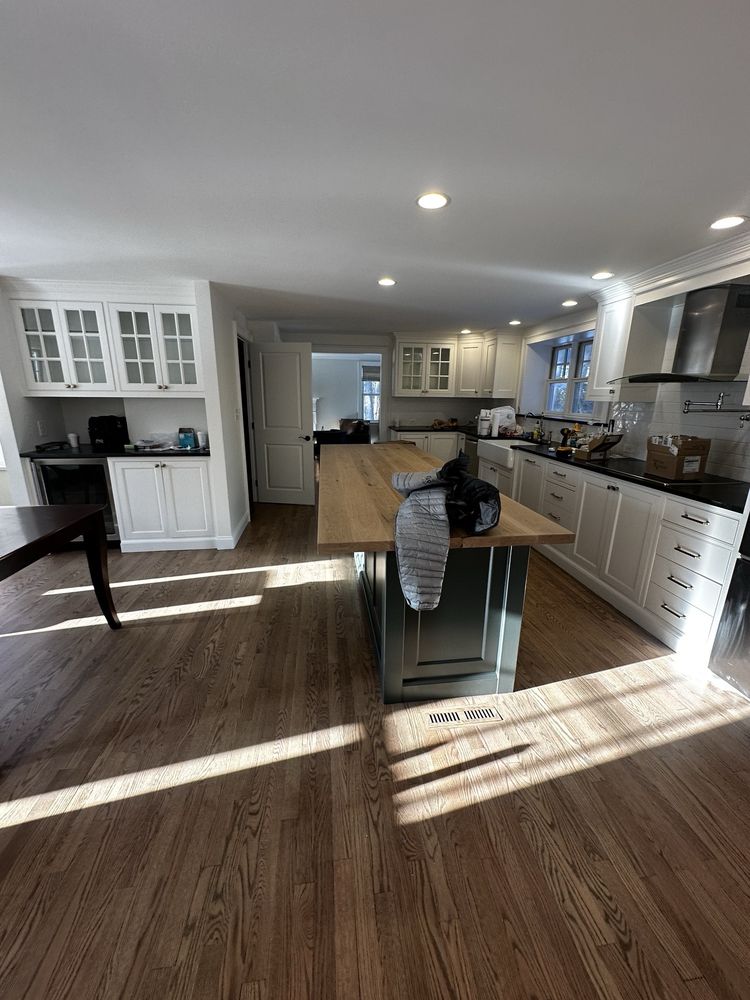 Slide of LAC General Contractor