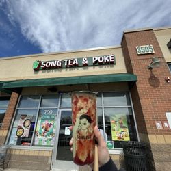 Songtea & Poke - Strawberry Matcha Latte