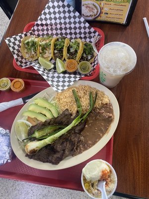 Tacos La Bamba by null
