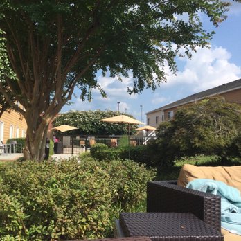 Sonesta Select Chattanooga Hamilton Place - Great outdoor courtyard! - Hotels Near Me - Chattanooga, Tennessee Sonesta Select Chattanooga Hamilton Place - Great outdoor courtyard! - Hotels Near Me - Chattanooga, Tennessee