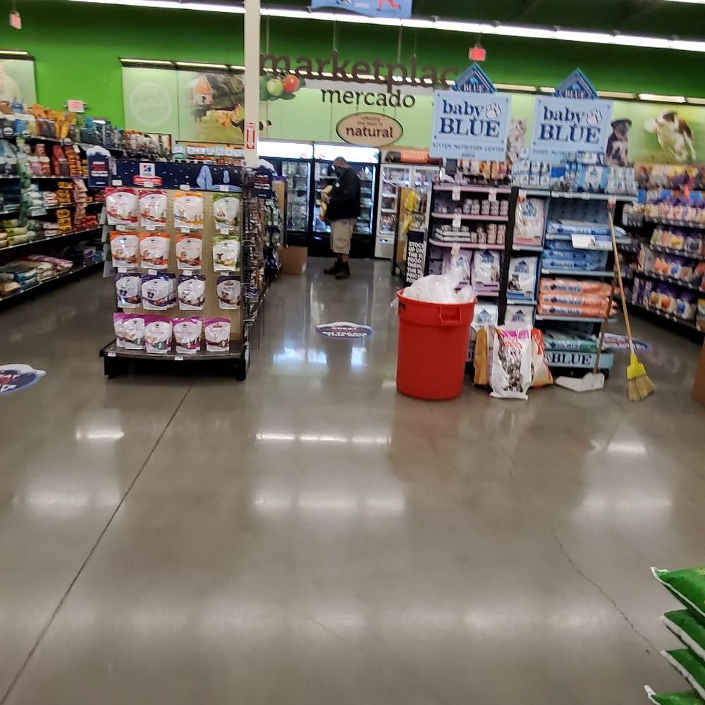 Petco - Well stocked - Pet Stores Near Me - South Gate, California Petco - Well stocked - Pet Stores Near Me - South Gate, California