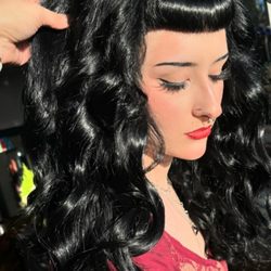 The Hair Lounge - Crisp cut and color.