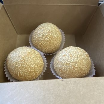 Get Sum Dim Sum - Sesame balls that are fantastic - Dim Sum Near Me - Ontario, California