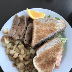 Gunn Cafe - First visit while traveling through. I had a BLT and Pan Fries. It was delicious and very quaint. This spot has all the services needed.