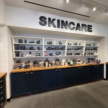 Lush Fresh - Cosmetics & Beauty Supply Near Me - Southlake, Texas Lush Fresh - Cosmetics & Beauty Supply Near Me - Southlake, Texas