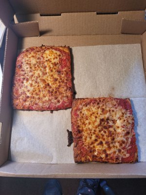 Casey's Pizza by null