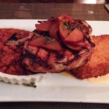 82 Queen - Pork, Fried Mac & Cheese, and Beans - Southern Near Me - Charleston, South Carolina 82 Queen - Pork, Fried Mac & Cheese, and Beans - Southern Near Me - Charleston, South Carolina