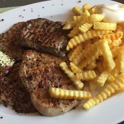 Bruns Grillstube - Grillteller.....plus Salat, leider ohne Foto, aber einfach umwerfend