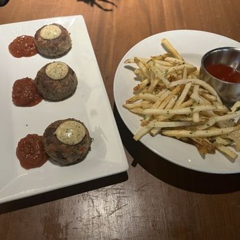 Bavette Grill - Short Rib Croquettes French Fries - New American Near Me - Plano, Texas