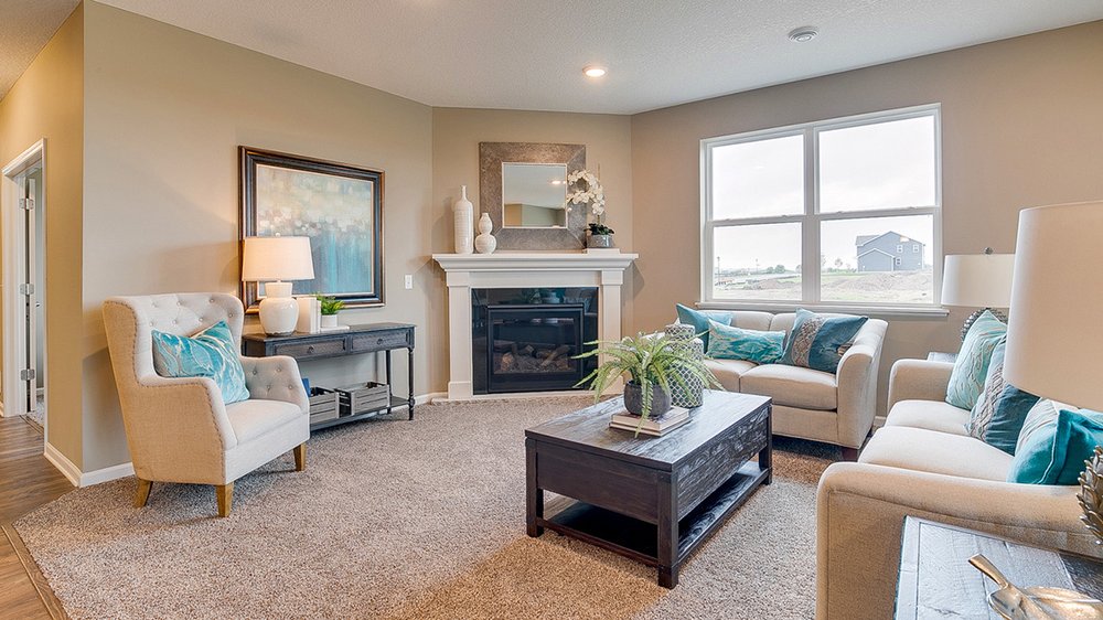 THE VILLAS AT ELM CREEK BY D.R. HORTON AMERICA’S BUILDER 14 Photos