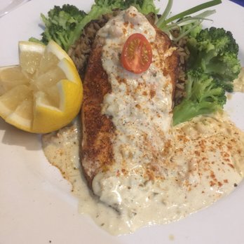 Aqua Restaurant - Blackened grouper with steamed broccoli and wild rice - American Near Me - Guntersville, Alabama Aqua Restaurant - Blackened grouper with steamed broccoli and wild rice - American Near Me - Guntersville, Alabama